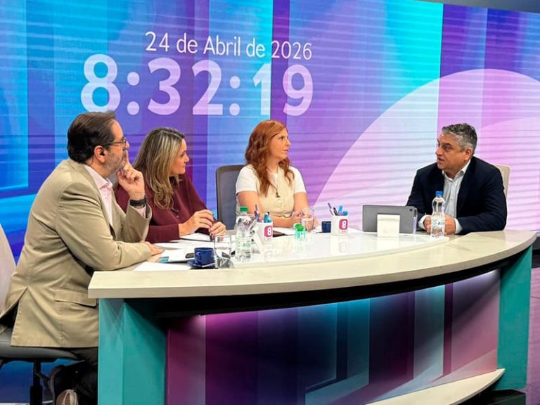 Conferencias y Formación Isaac Hernández, Consultor político - Entrevistas