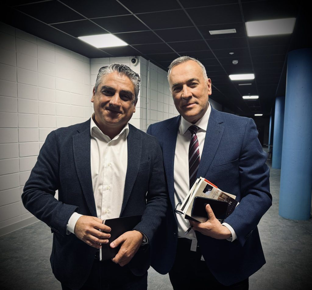 liderazgo político entrevista a Isaac Hernández en TVE